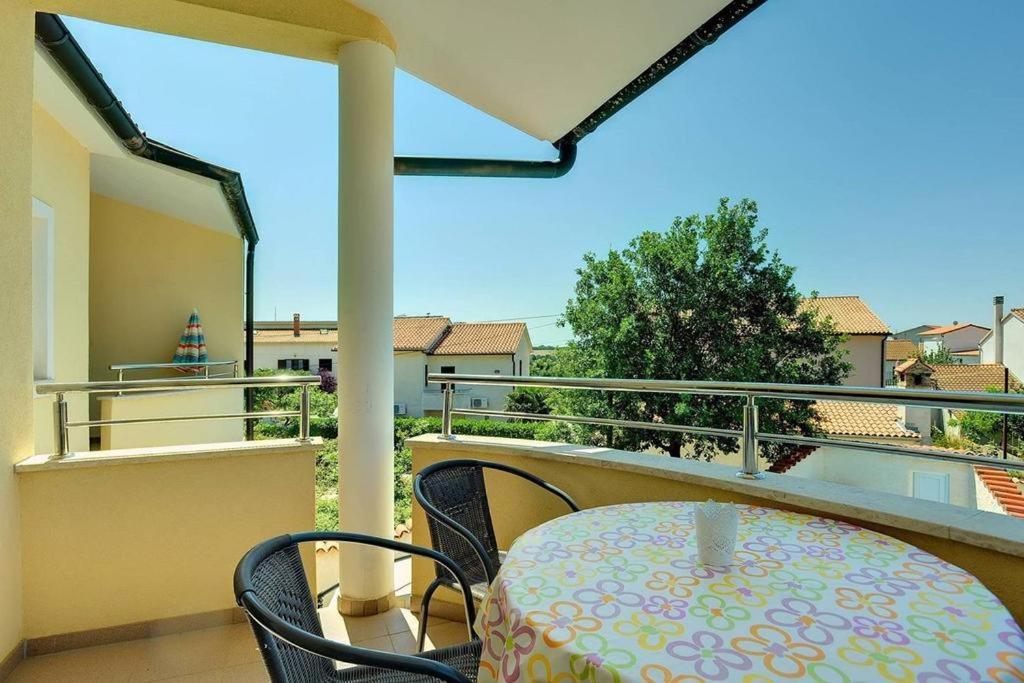 Apartmani Strigo Medulin Extérieur photo